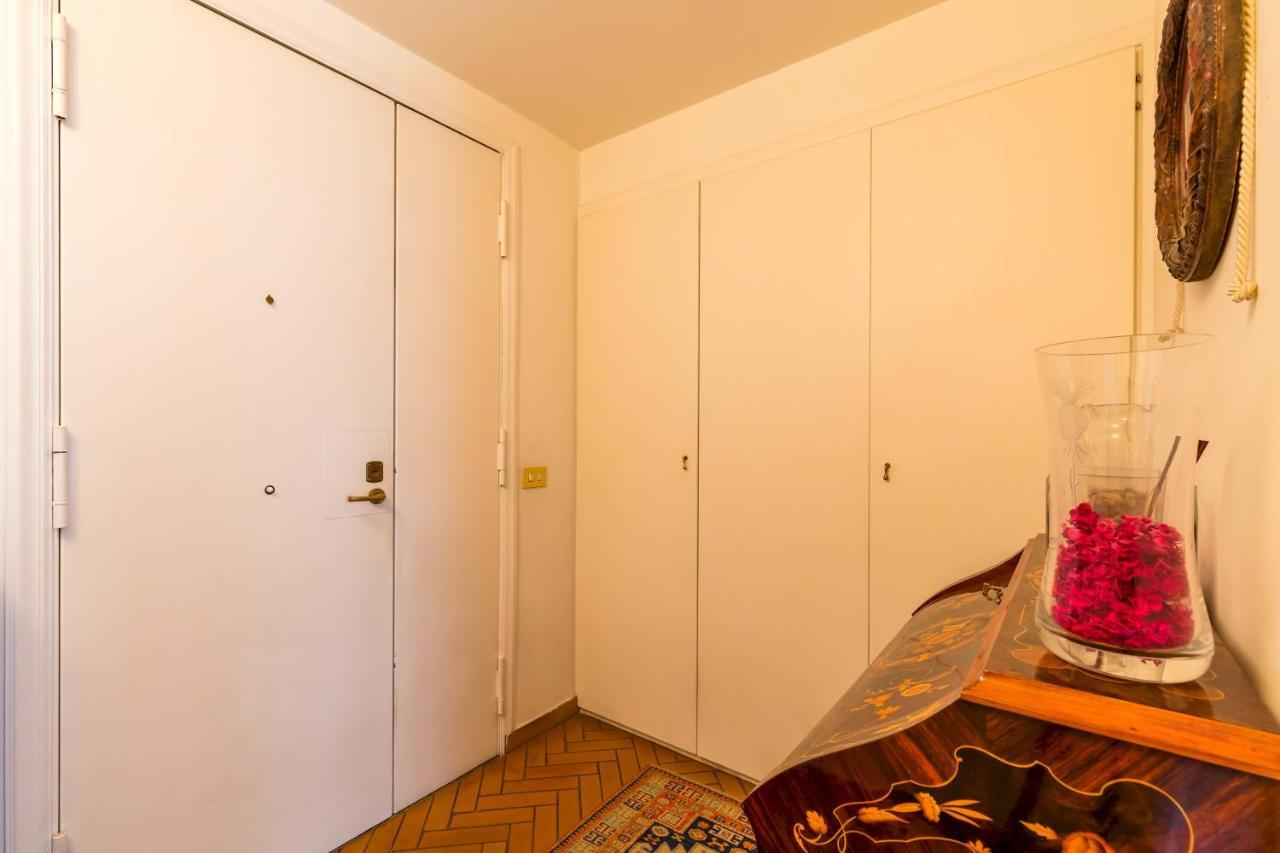 Residenza Capano Charming House By Napoliapartments Luaran gambar