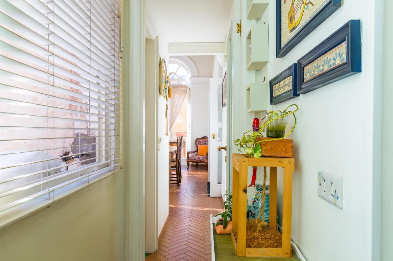 Residenza Capano Charming House By Napoliapartments Luaran gambar
