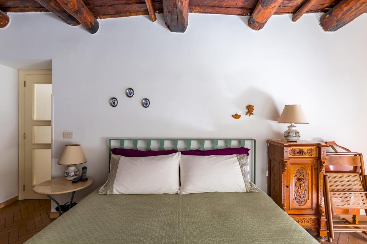 Residenza Capano Charming House By Napoliapartments Luaran gambar